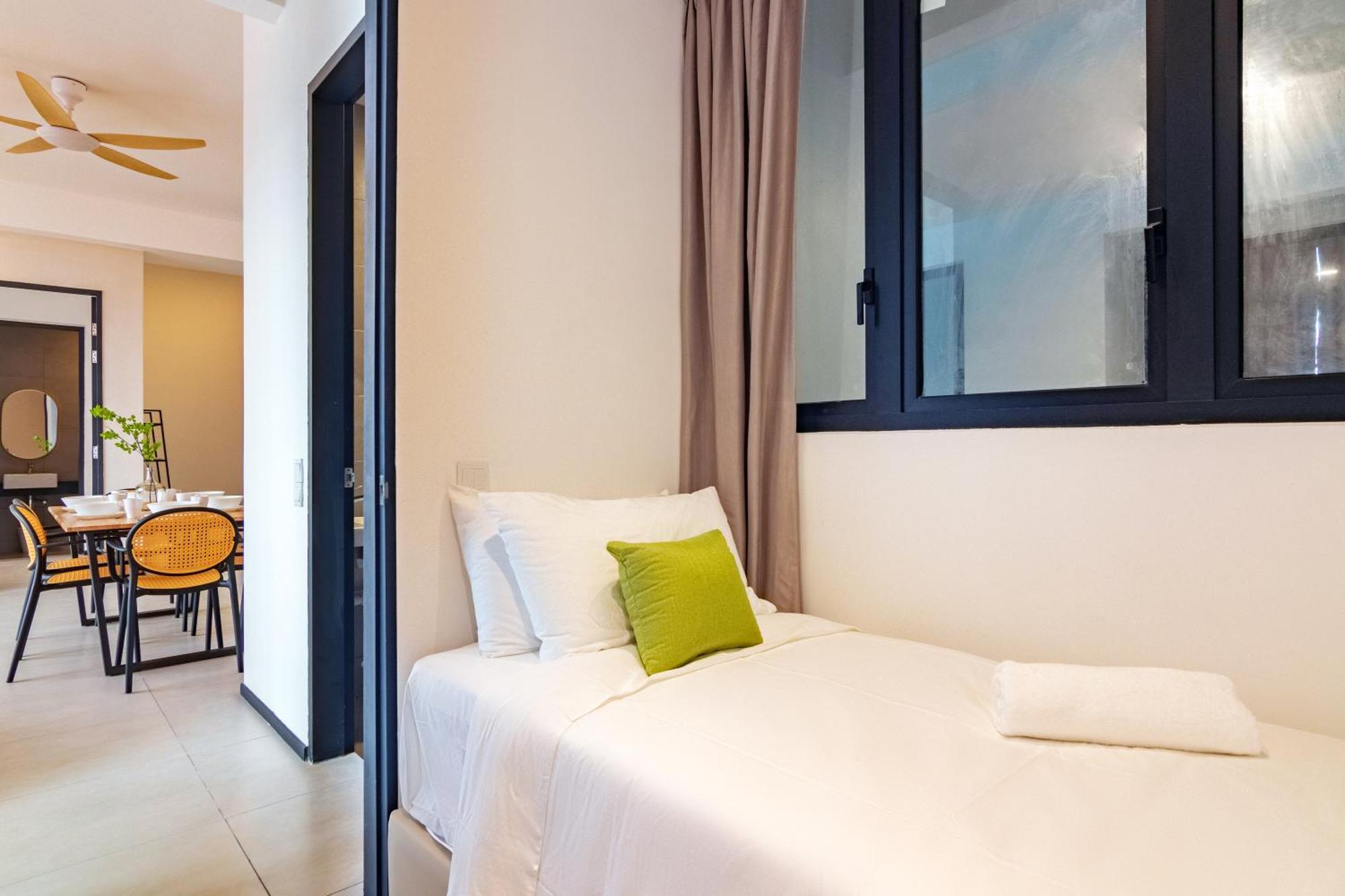 Urban Suites, Classic Collection By Stellar Alv Jelutong Exterior photo