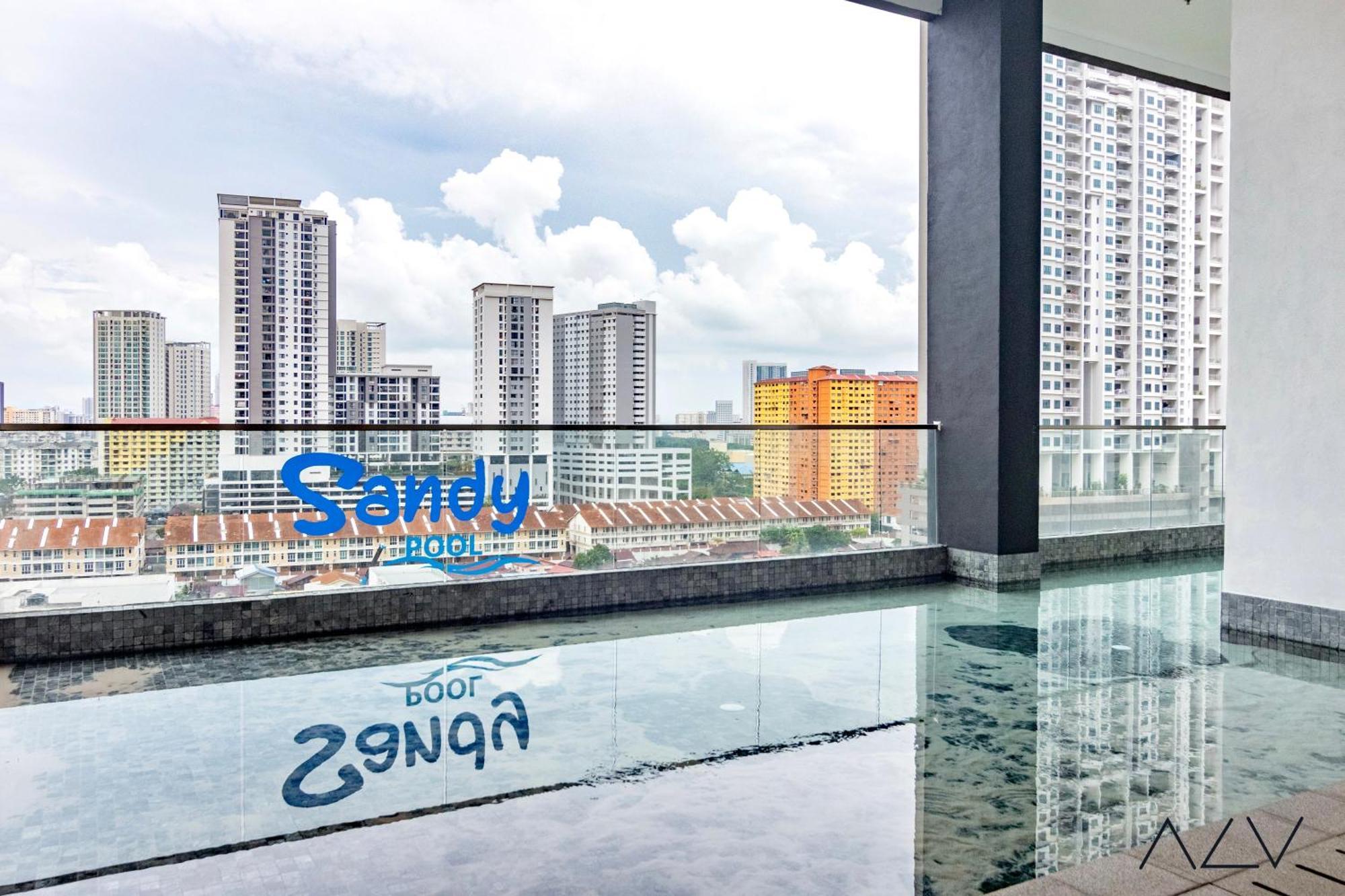 Urban Suites, Classic Collection By Stellar Alv Jelutong Exterior photo